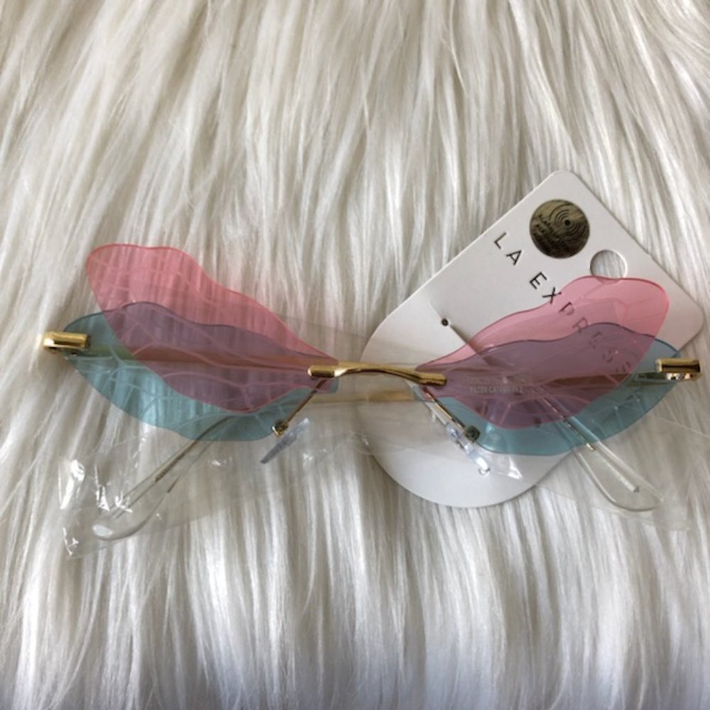 LA Express Rimless Winged Sunglasses